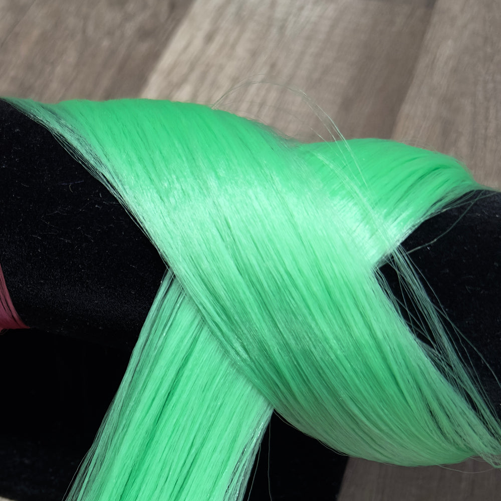 DG Straight Nylon Clover N1977M 1oz/28g 36inch/92cm hank Green Doll Hair