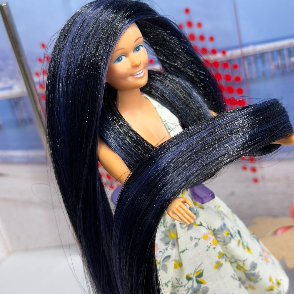 DG Nylon Custom Blend Metallic Shimmer Black & Midnight Blue 36 inch 1oz/28g Doll Planet Hair
