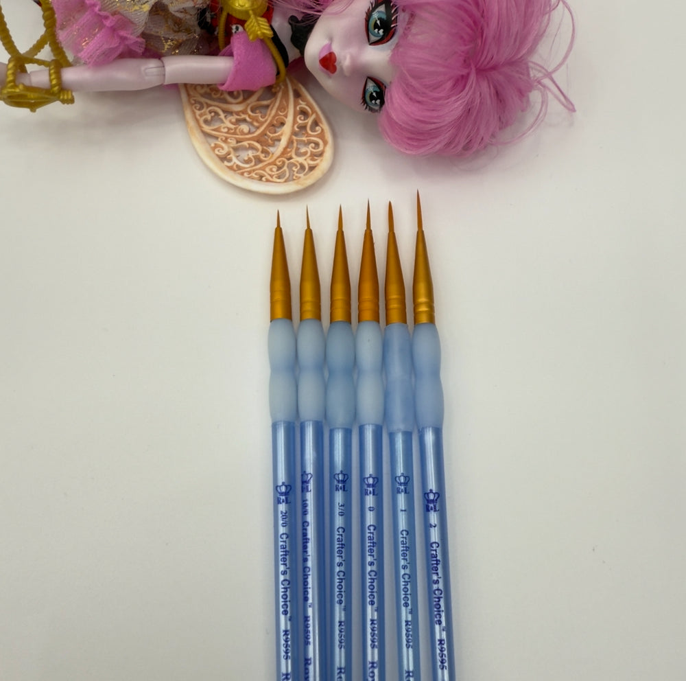 Royal Gold Artist Nylon Fine Point Liner Brush R9595 multiple sizes for Fashion Doll Faceups