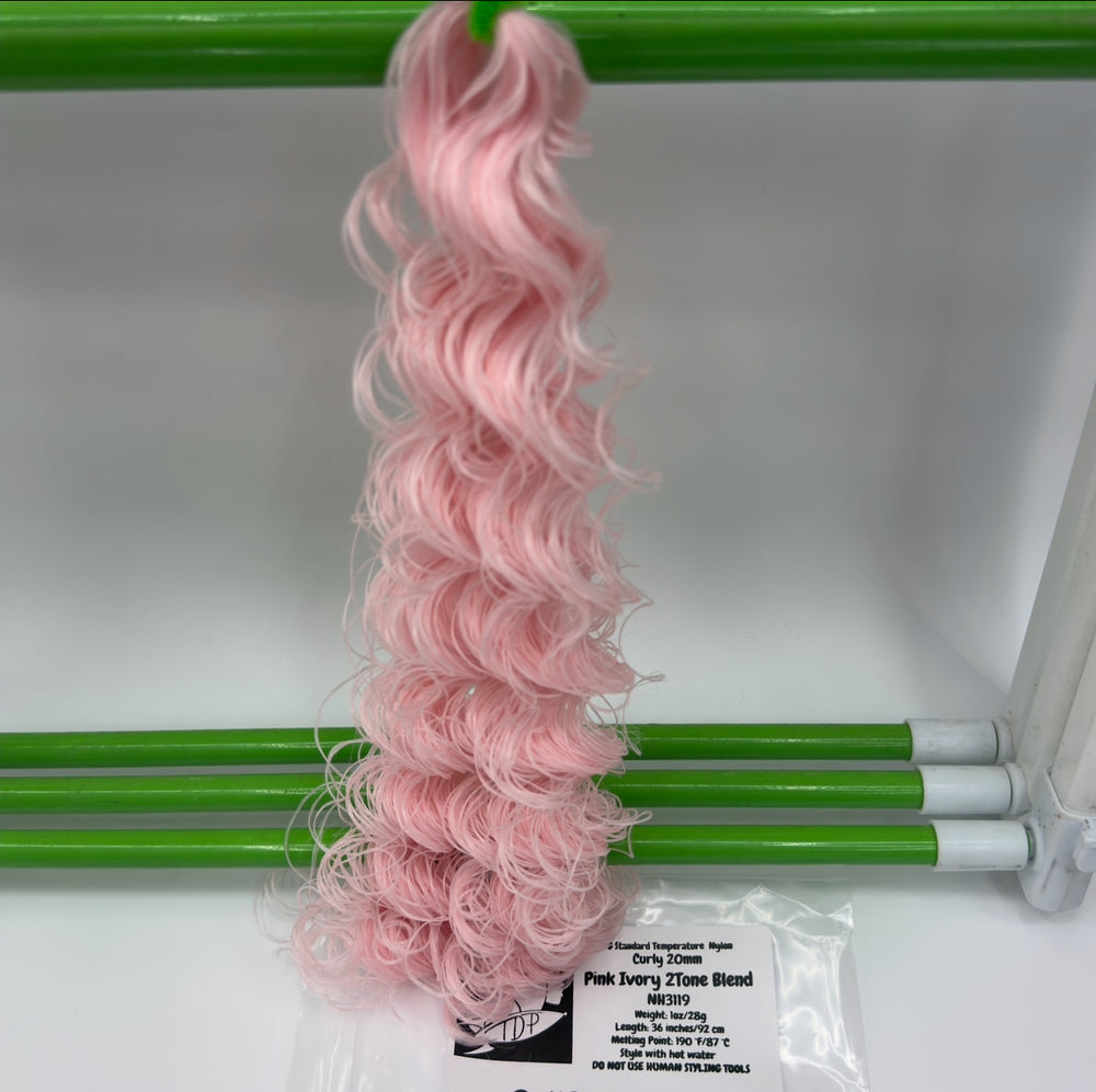 DG Curly Nylon Pink Ivory 2Tone Blend NH3119 1oz/28g 36in/92cm Doll Hair