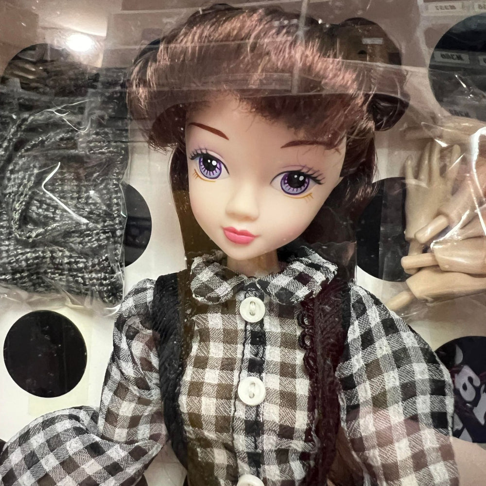 I Love Fashion White and Black checkered Blouse Kurhn Fashion Doll