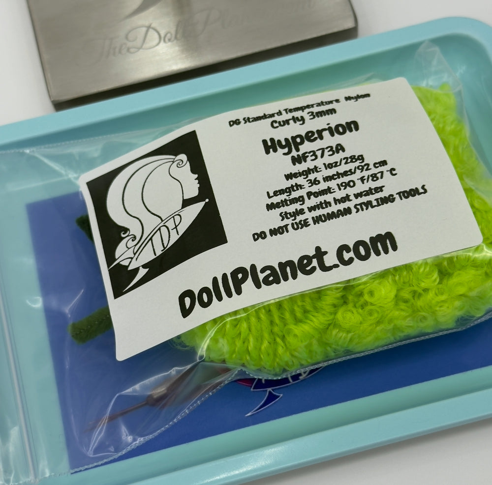 DG Nylon Curly Hyperion NF373A 3mm 1oz/28g 36in/92cm green Doll Hair