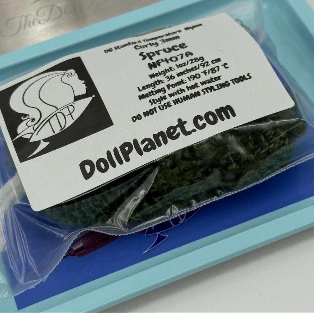 DG Nylon Curly Spruce NF407A 3mm 1oz/28g 36in/92cm dark green Doll Hair