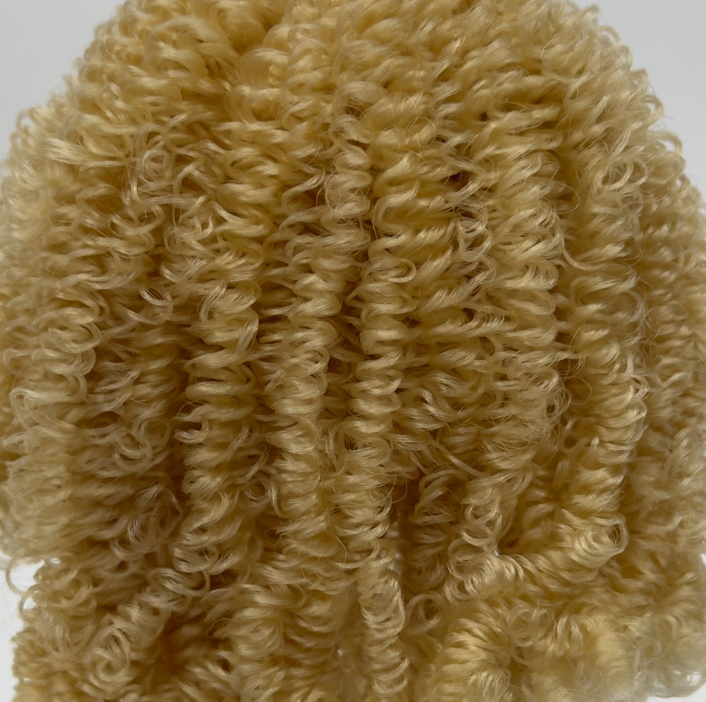 DG Nylon Curly Harvest Blonde NF329A 3mm 1oz/28g 36in/92cm Doll Hair