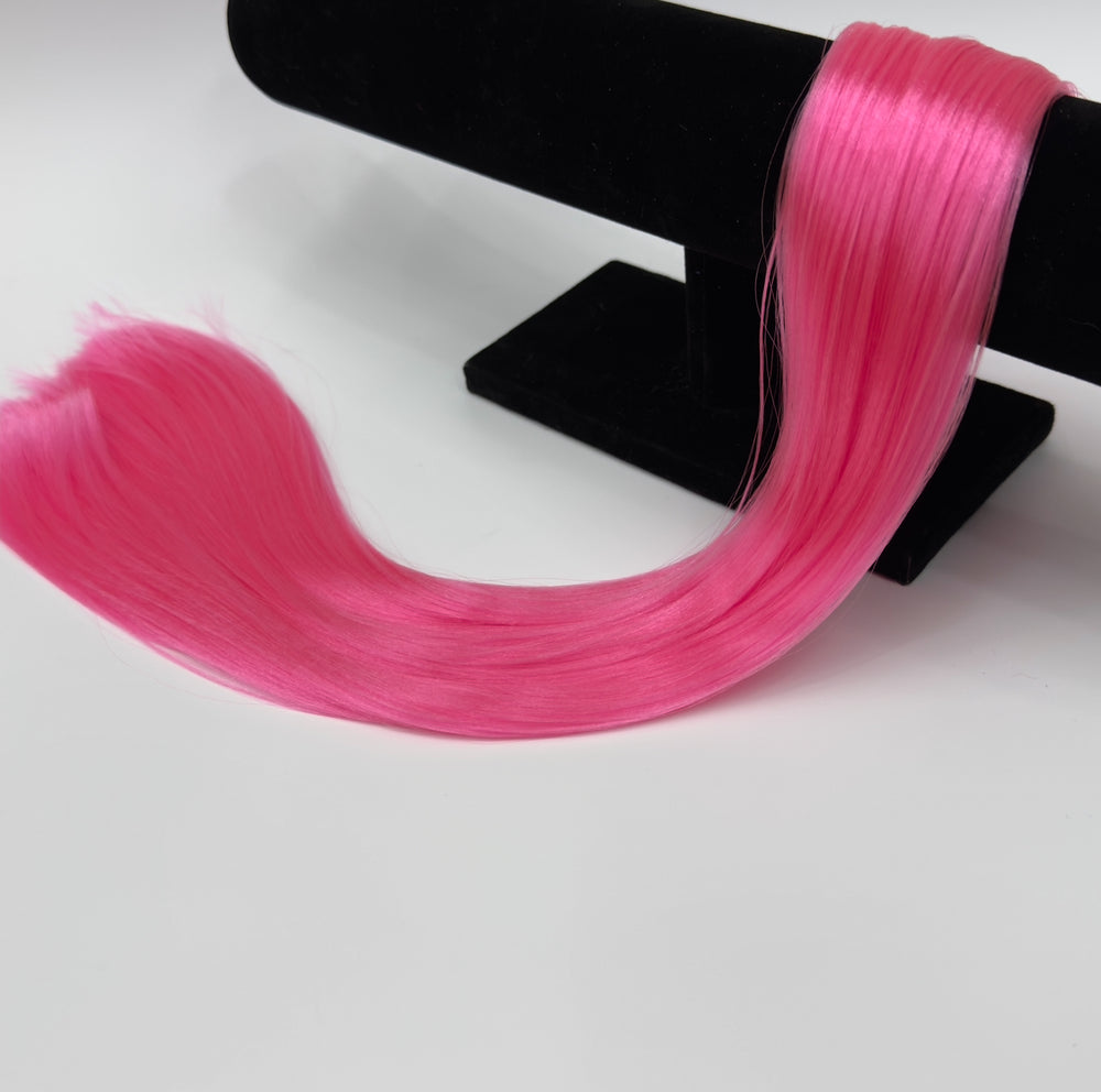 DG Straight Nylon Carnation N1799 1oz/28g 36inch/92cm hank Pink Doll Hair