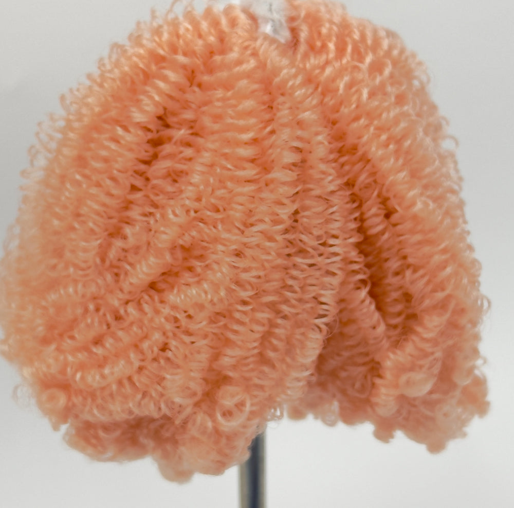DG Nylon Curly Peach Cream NF334A 3mm 1oz/28g 36in/92cm Doll Hair