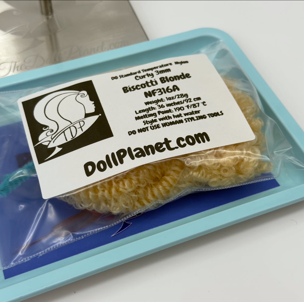 DG Nylon Curly Biscotti Blonde NF316A 3mm 1oz/28g 36in/92cm Doll Hair